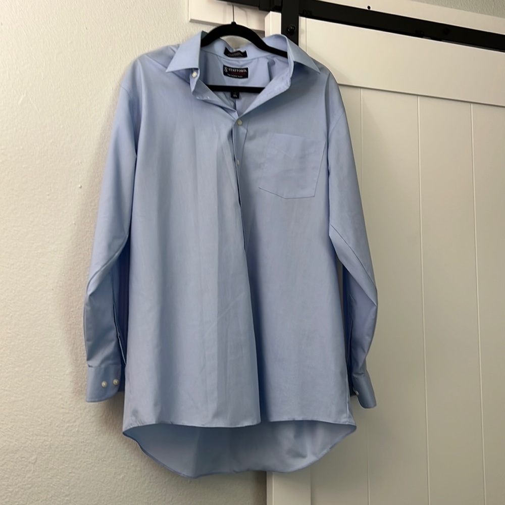Mens oxford blue Stafford dress shirt, neck size 17, arms 34-35.